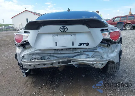 2013 Scion Fr-S z USA, uszkodzony, nr VIN JF1ZNAA18D1721680